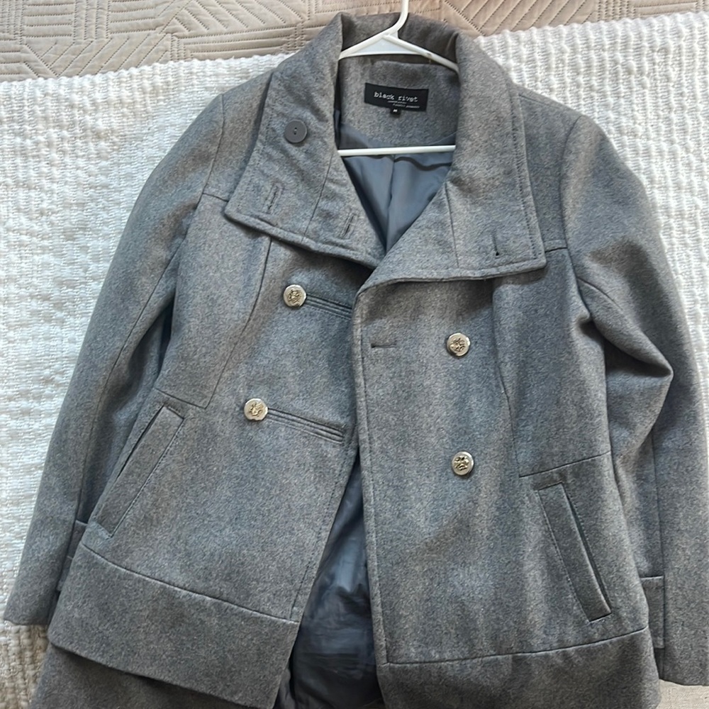Women’s grey pea coat
